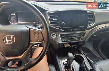 Внедорожник / Кроссовер Honda Pilot 2018 в 
