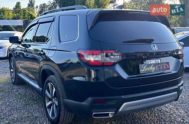 Внедорожник / Кроссовер Honda Pilot 2024 в 