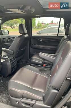 Внедорожник / Кроссовер Honda Pilot 2019 в 