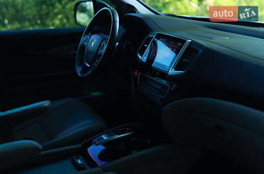 Внедорожник / Кроссовер Honda Pilot 2017 в 