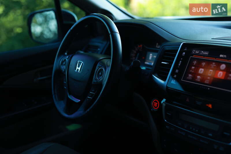 Внедорожник / Кроссовер Honda Pilot 2017 в Лубнах