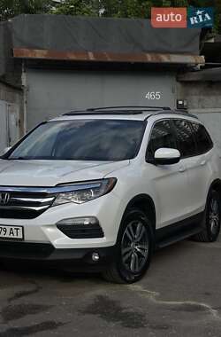 Внедорожник / Кроссовер Honda Pilot 2017 в 