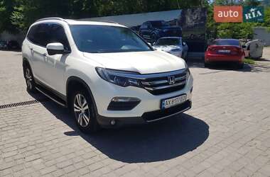 Позашляховик / Кросовер Honda Pilot 2017 в Дніпрі
