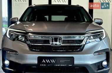 Внедорожник / Кроссовер Honda Pilot 2018 в 