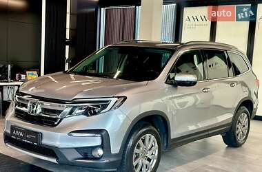 Внедорожник / Кроссовер Honda Pilot 2018 в 