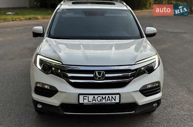 Внедорожник / Кроссовер Honda Pilot 2017 в 