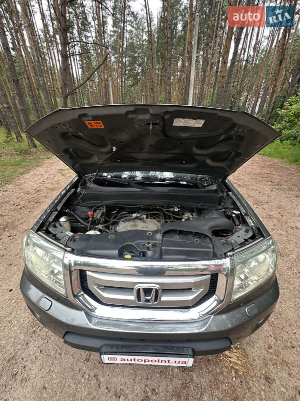Позашляховик / Кросовер Honda Pilot 2008 в Білогородці