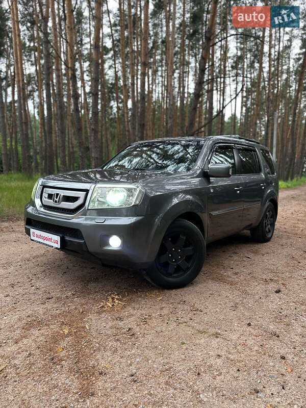 Позашляховик / Кросовер Honda Pilot 2008 в Білогородці