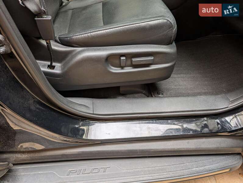 Внедорожник / Кроссовер Honda Pilot 2017 в Киеве