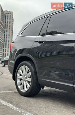 Внедорожник / Кроссовер Honda Pilot 2018 в 