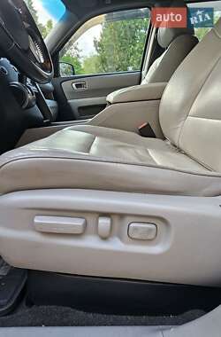 Позашляховик / Кросовер Honda Pilot 2012 в 