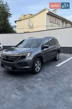 Внедорожник / Кроссовер Honda Pilot 2016 в 