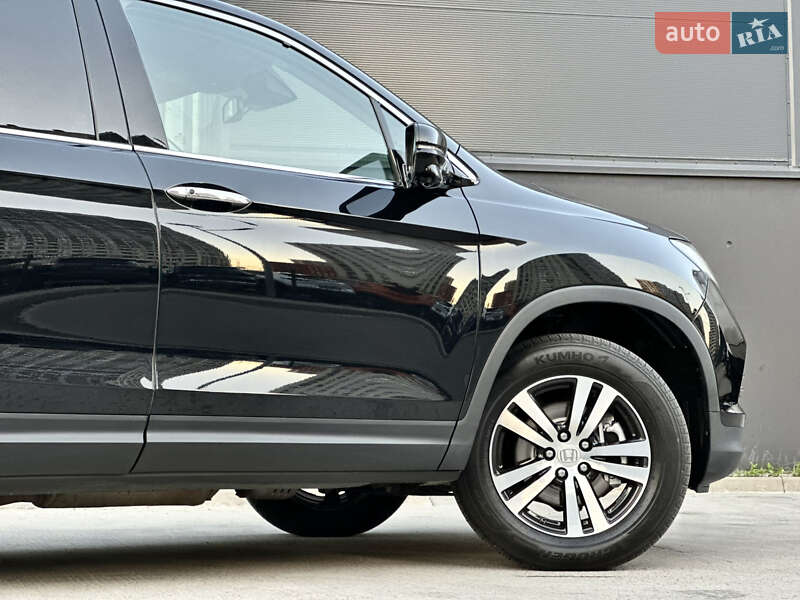 Внедорожник / Кроссовер Honda Pilot 2017 в Киеве