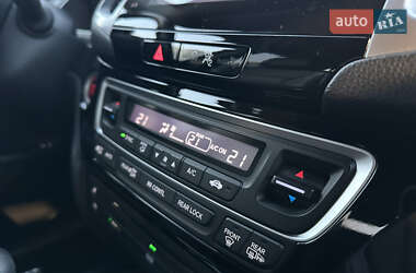 Внедорожник / Кроссовер Honda Pilot 2017 в 