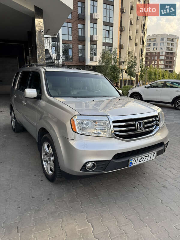 Внедорожник / Кроссовер Honda Pilot 2012 в 