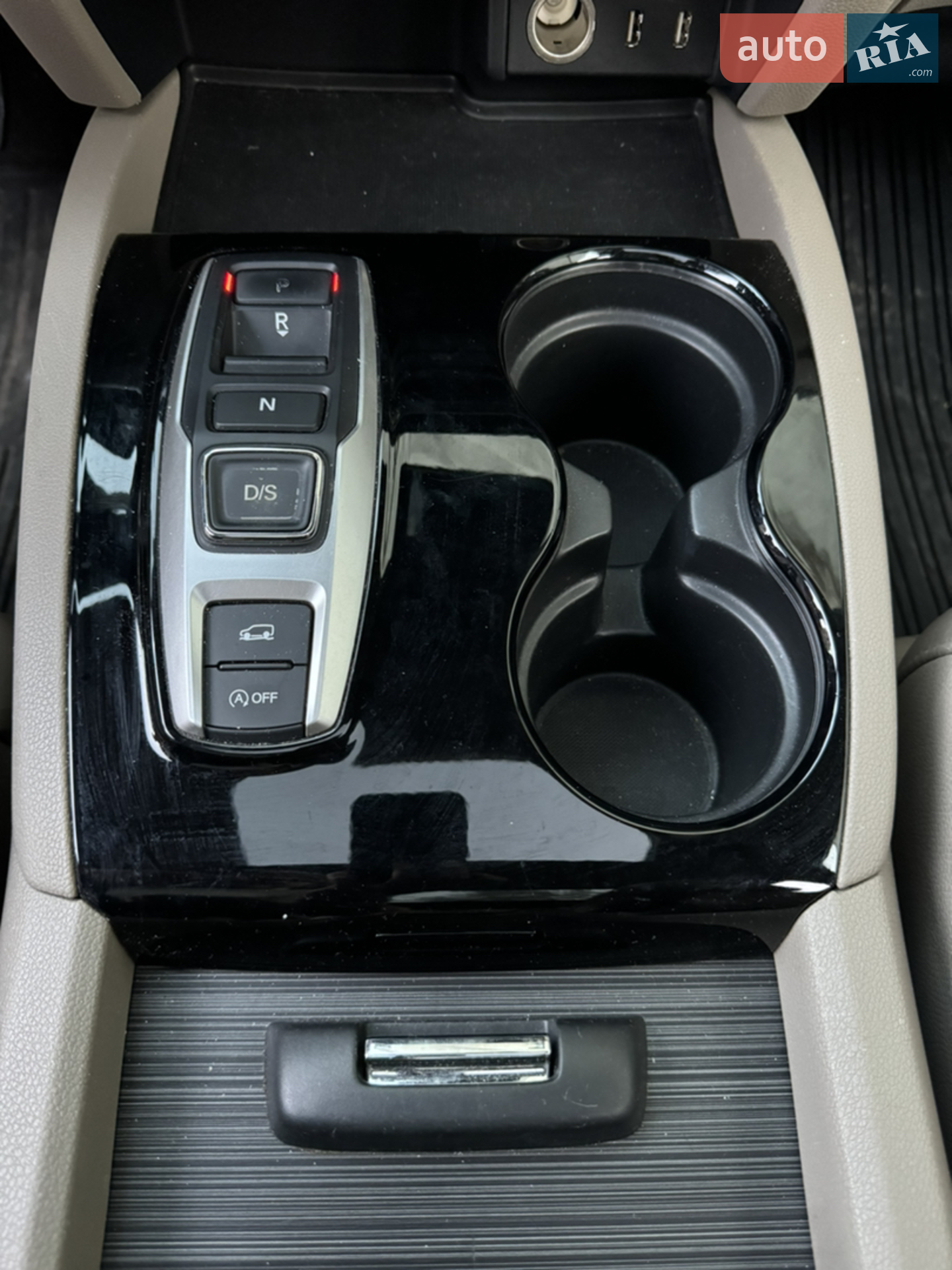 2016 Honda Pilot - мініатюра 19