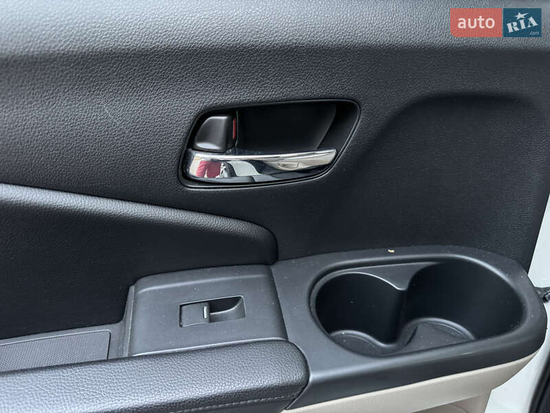 Внедорожник / Кроссовер Honda Pilot 2016 в Ровно фото 27 Внедорожник / Кроссовер Honda Pilot 2016 в Ровно