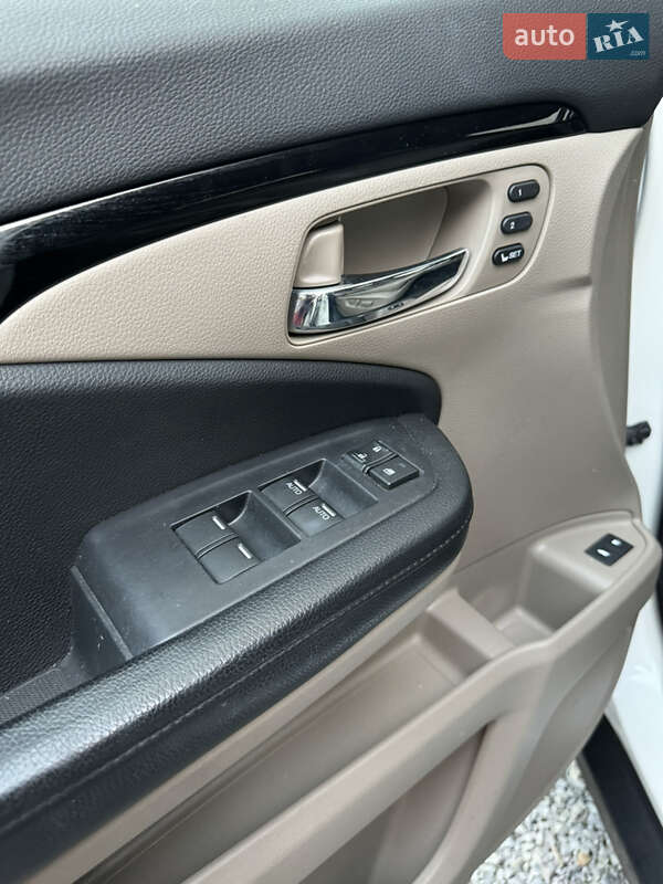 Внедорожник / Кроссовер Honda Pilot 2016 в Ровно фото 33 Внедорожник / Кроссовер Honda Pilot 2016 в Ровно