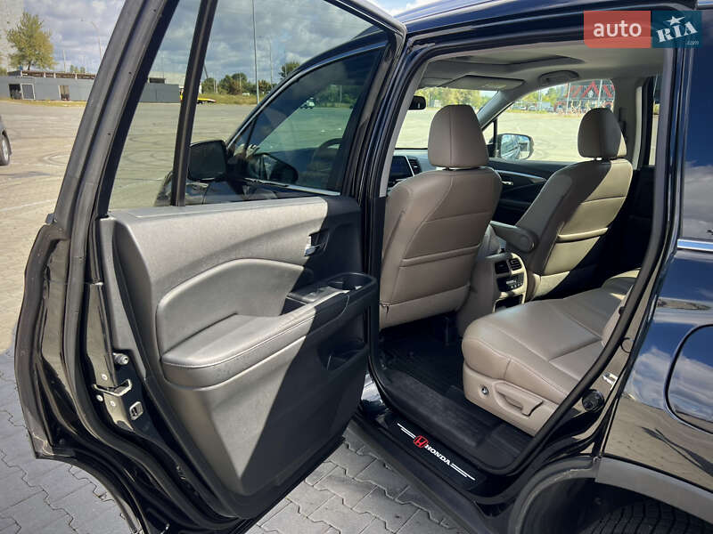 Внедорожник / Кроссовер Honda Pilot 2017 в Киеве фото 13 Внедорожник / Кроссовер Honda Pilot 2017 в Киеве
