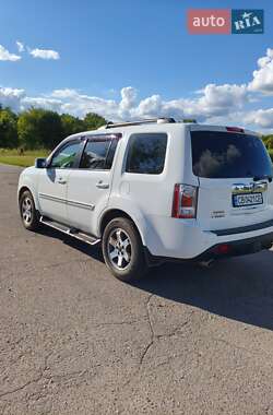 Внедорожник / Кроссовер Honda Pilot 2012 в 