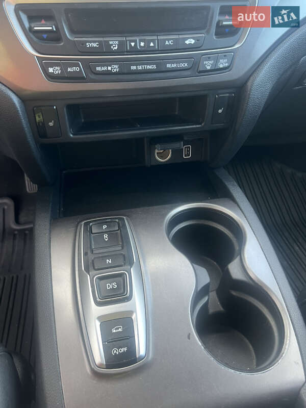 Позашляховик / Кросовер Honda Pilot 2020 в Лубнах