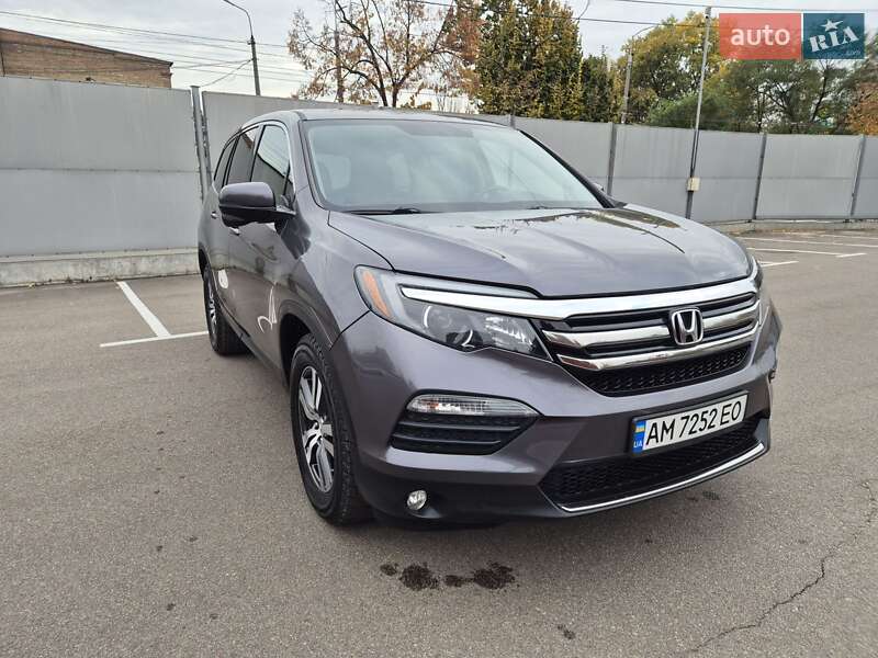 Внедорожник / Кроссовер Honda Pilot 2018 в Киеве
