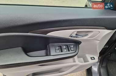 Позашляховик / Кросовер Honda Pilot 2018 в  фото 22 Позашляховик / Кросовер Honda Pilot 2018 в
