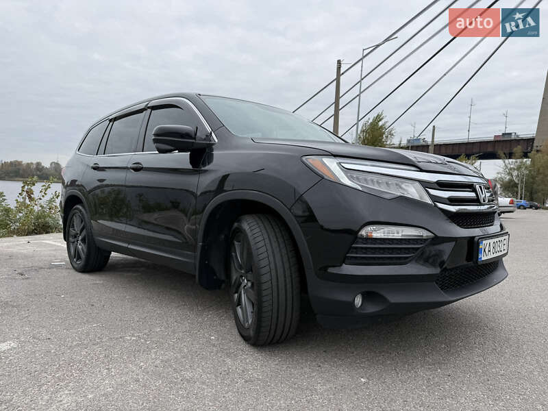 Позашляховик / Кросовер Honda Pilot 2017 в Києві