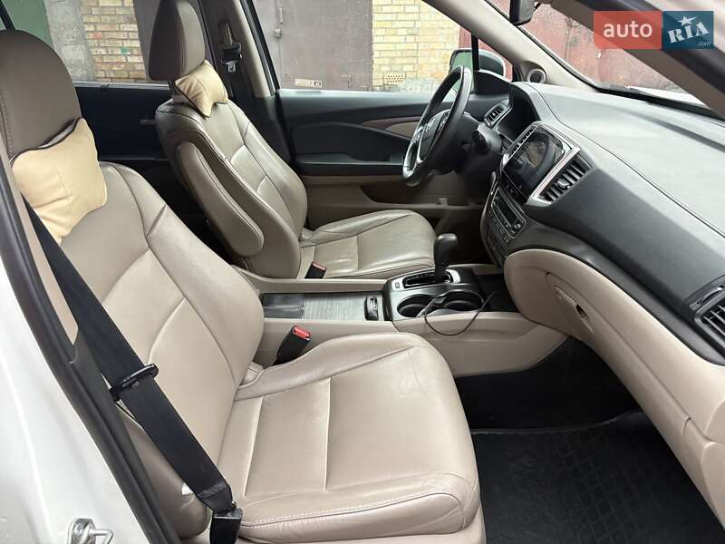 Внедорожник / Кроссовер Honda Pilot 2018 в Киеве фото 16 Внедорожник / Кроссовер Honda Pilot 2018 в Киеве