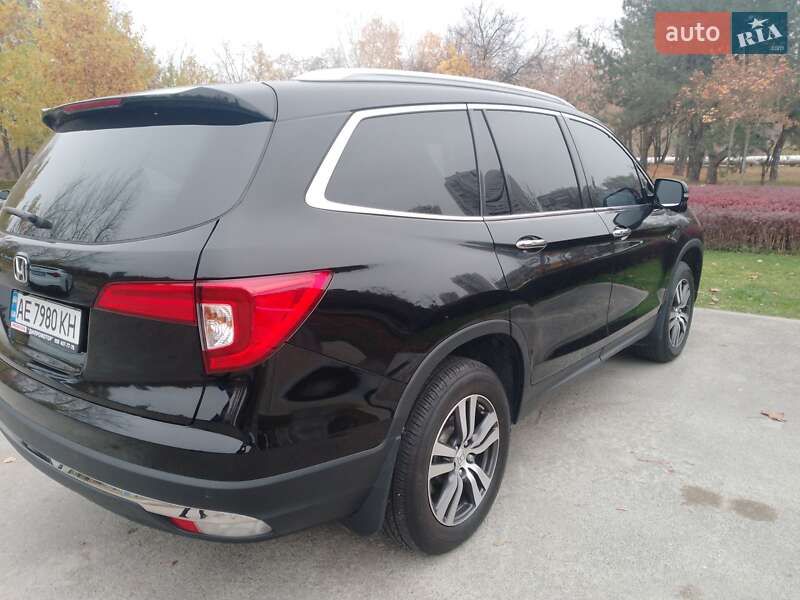 Позашляховик / Кросовер Honda Pilot 2018 в Дніпрі