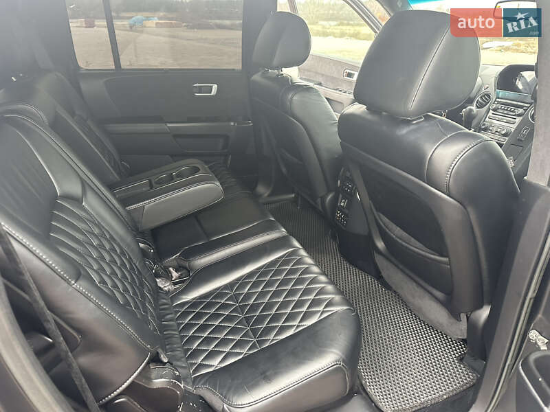 Внедорожник / Кроссовер Honda Pilot 2015 в Киеве