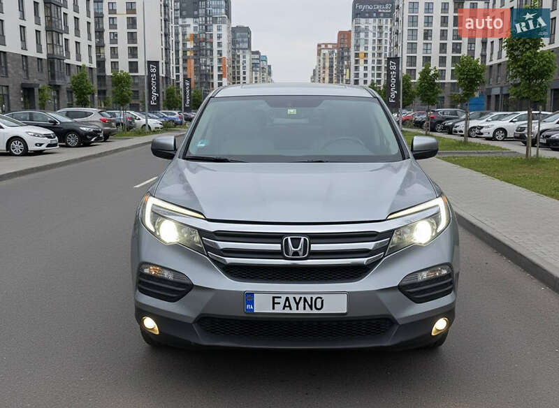 Позашляховик / Кросовер Honda Pilot 2017 в Києві