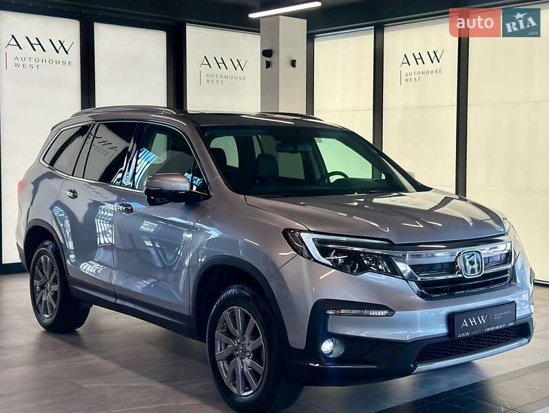 Позашляховик / Кросовер Honda Pilot 2018 в Львові