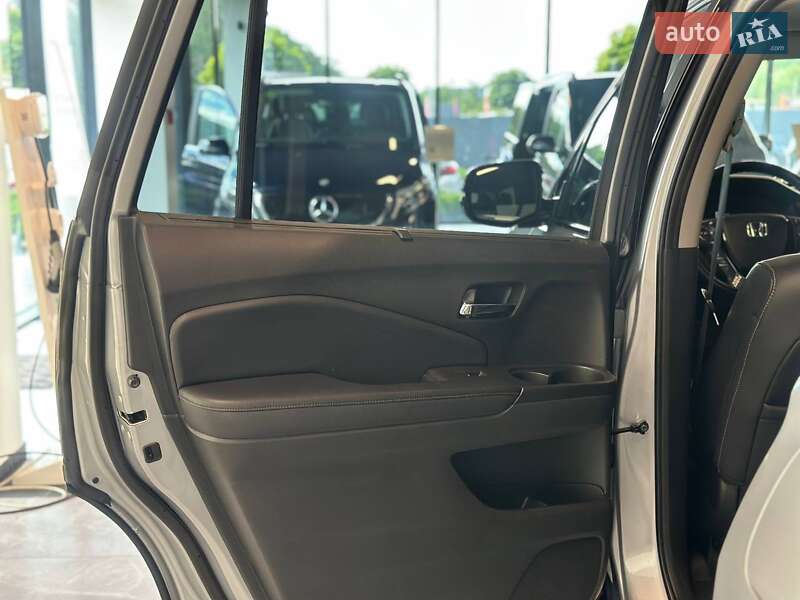 Позашляховик / Кросовер Honda Pilot 2018 в Львові