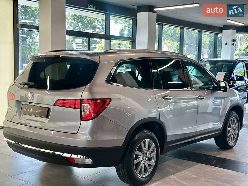 Позашляховик / Кросовер Honda Pilot 2018 в Львові