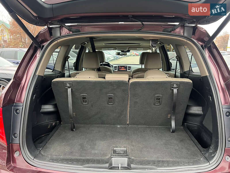 Внедорожник / Кроссовер Honda Pilot 2016 в Полтаве