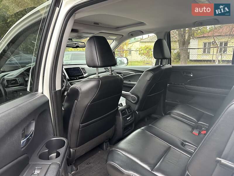 Внедорожник / Кроссовер Honda Pilot 2018 в Полтаве