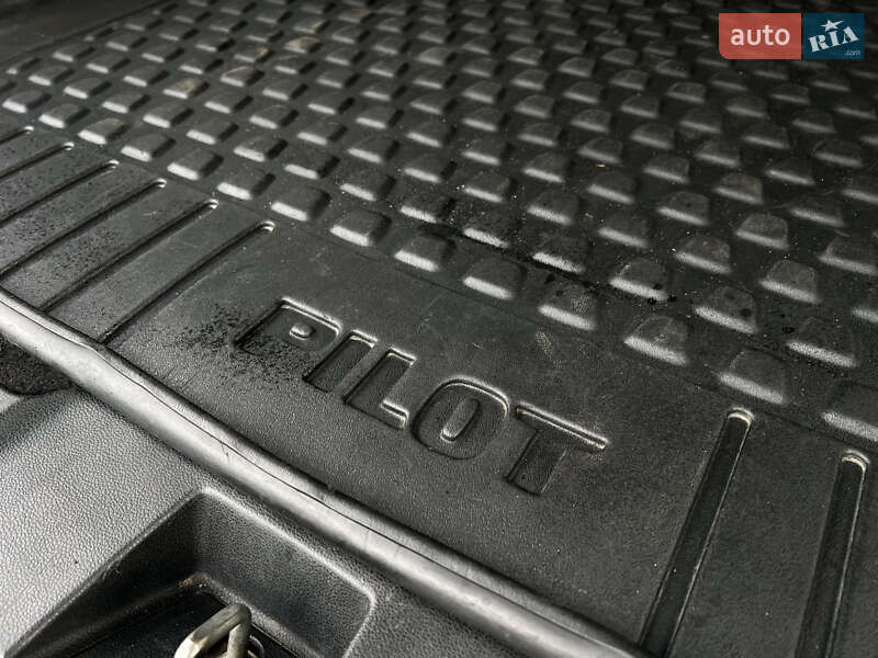 Внедорожник / Кроссовер Honda Pilot 2011 в Ровно