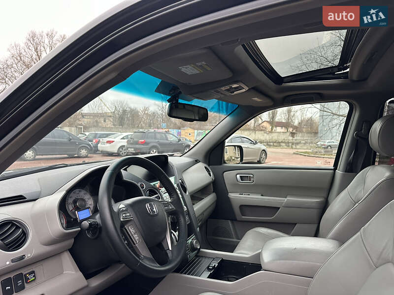 Позашляховик / Кросовер Honda Pilot 2008 в Києві