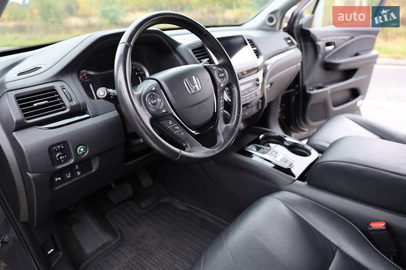 Внедорожник / Кроссовер Honda Pilot 2018 в Хмельницком