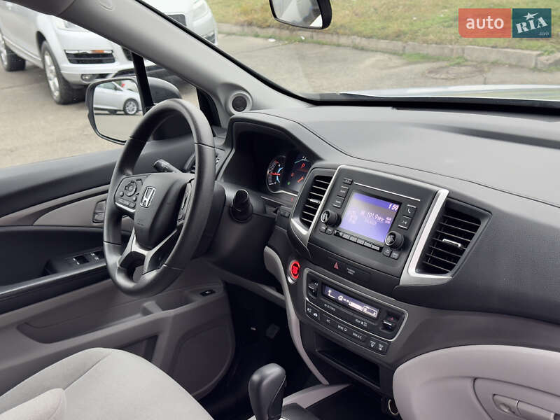 Позашляховик / Кросовер Honda Pilot 2018 в Києві