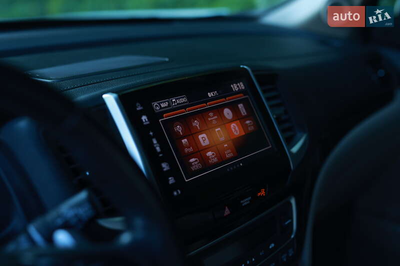 Внедорожник / Кроссовер Honda Pilot 2017 в Киеве