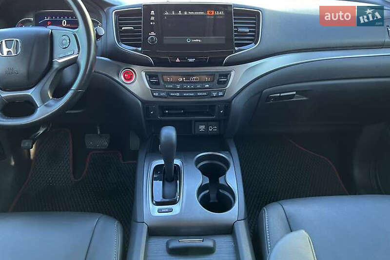 Позашляховик / Кросовер Honda Pilot 2019 в Чернівцях