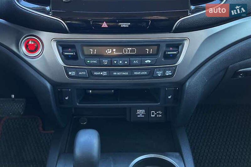 Позашляховик / Кросовер Honda Pilot 2019 в Чернівцях