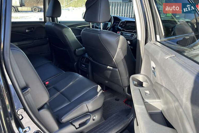 Позашляховик / Кросовер Honda Pilot 2019 в Чернівцях