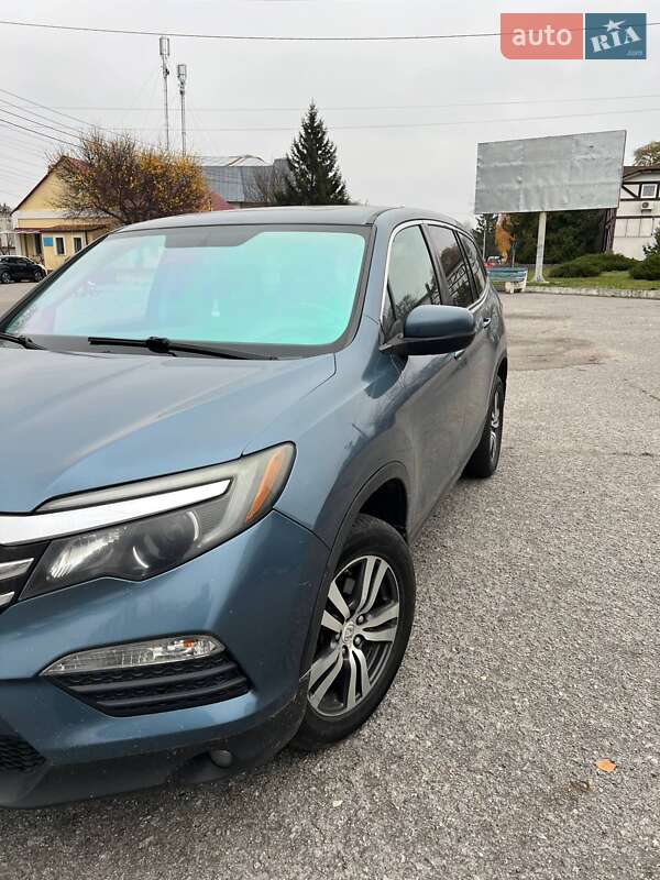 Внедорожник / Кроссовер Honda Pilot 2015 в Киеве