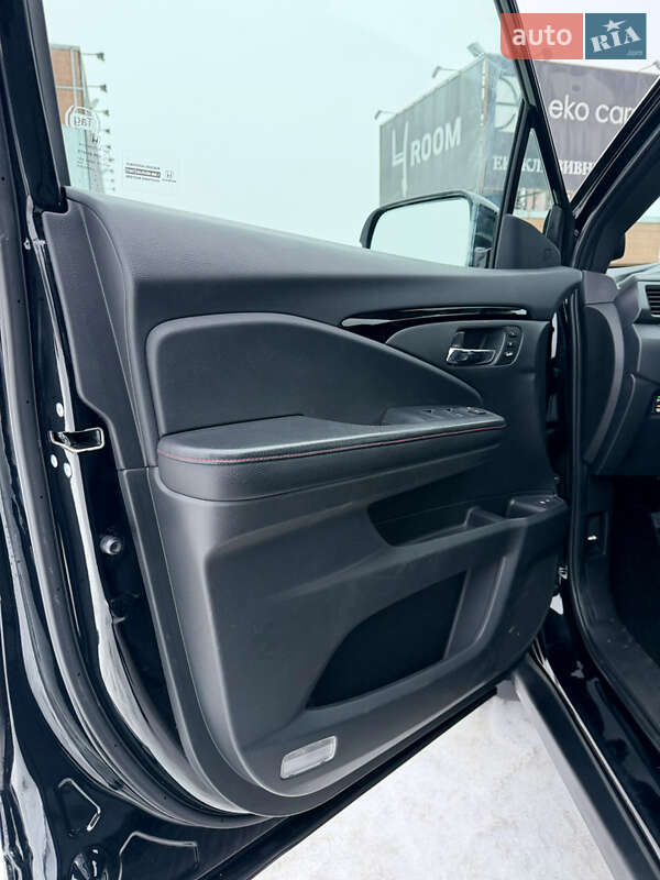 Внедорожник / Кроссовер Honda Pilot 2021 в Киеве