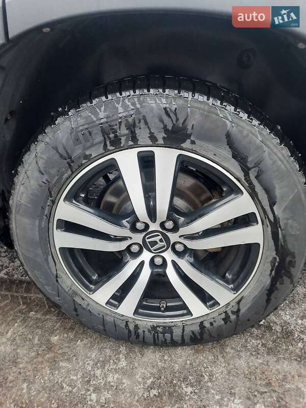 Позашляховик / Кросовер Honda Pilot 2017 в Полтаві фото 7 Позашляховик / Кросовер Honda Pilot 2017 в Полтаві