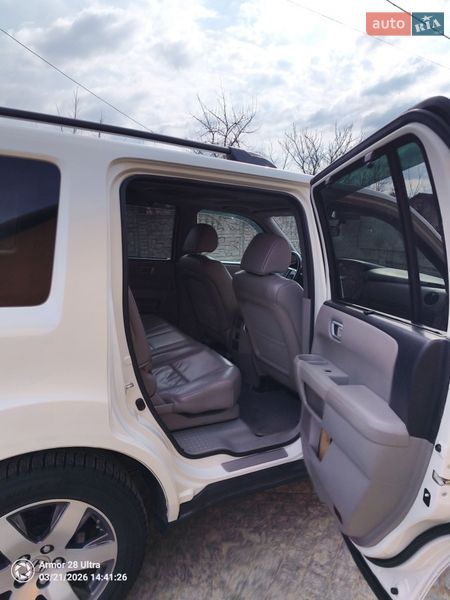 Внедорожник / Кроссовер Honda Pilot 2014 в Черновцах