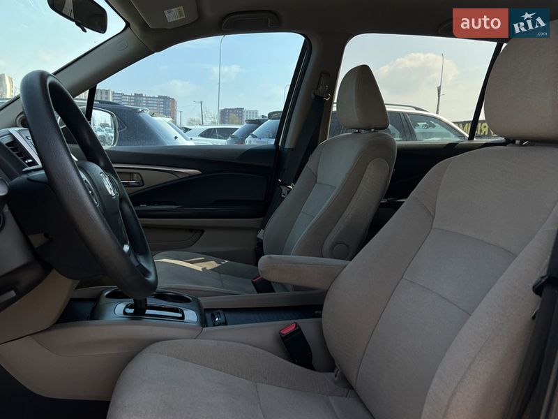 Внедорожник / Кроссовер Honda Pilot 2017 в Львове